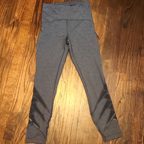 Lululemon Motionful 7/8 Tight 25 Size 6 - Picture 2 of 6